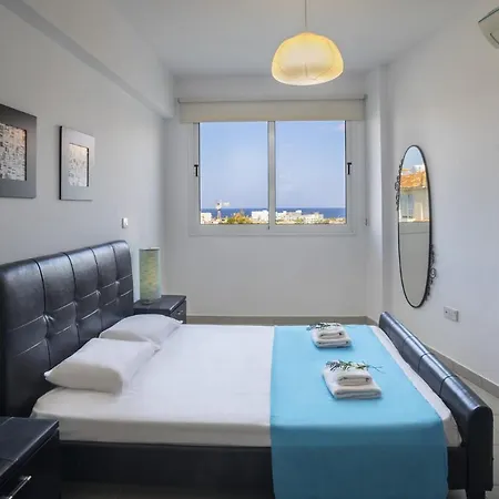 Villa Imagine You And Your Family Renting This Perfect Holiday Minutes From The Beach, 1412 *